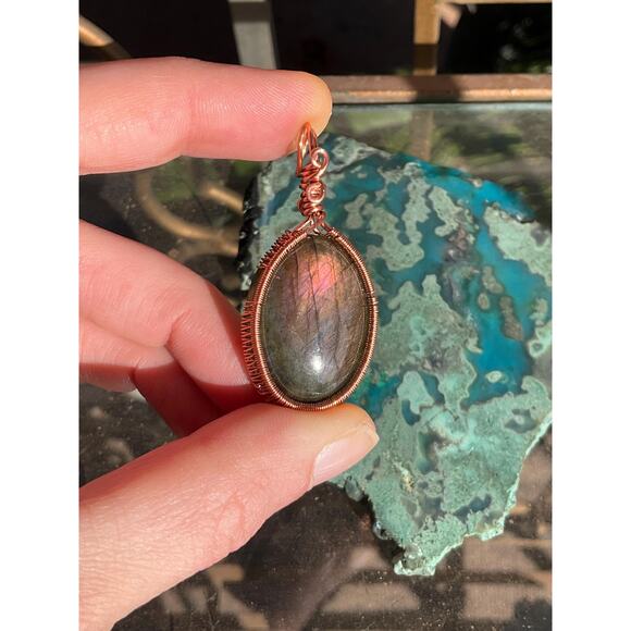 Artisan Purple Labradorite Pendant Copper - Picture 10 of 10